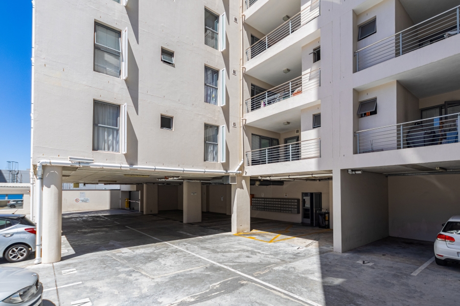 2 Bedroom Property for Sale in Claremont Upper Western Cape